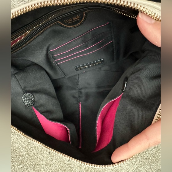 The Sak Purse with embroidered handle - Picture 9 of 14